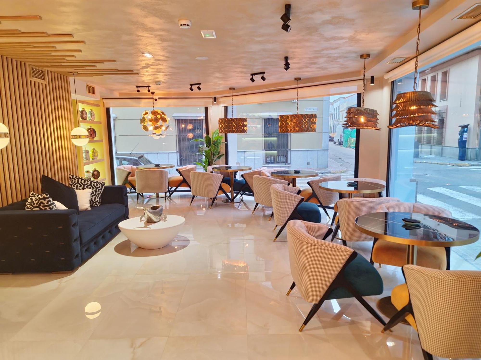 Hotel Suites Moma Centro Villanueva de la Serena Kültér fotó