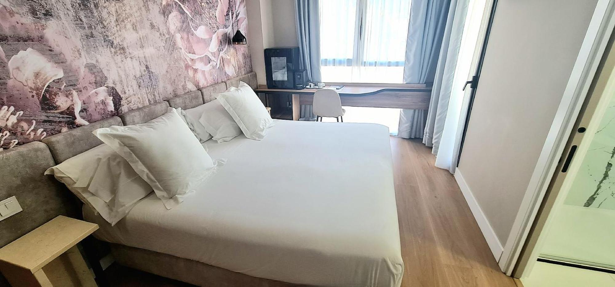 Hotel Suites Moma Centro Villanueva de la Serena Kültér fotó