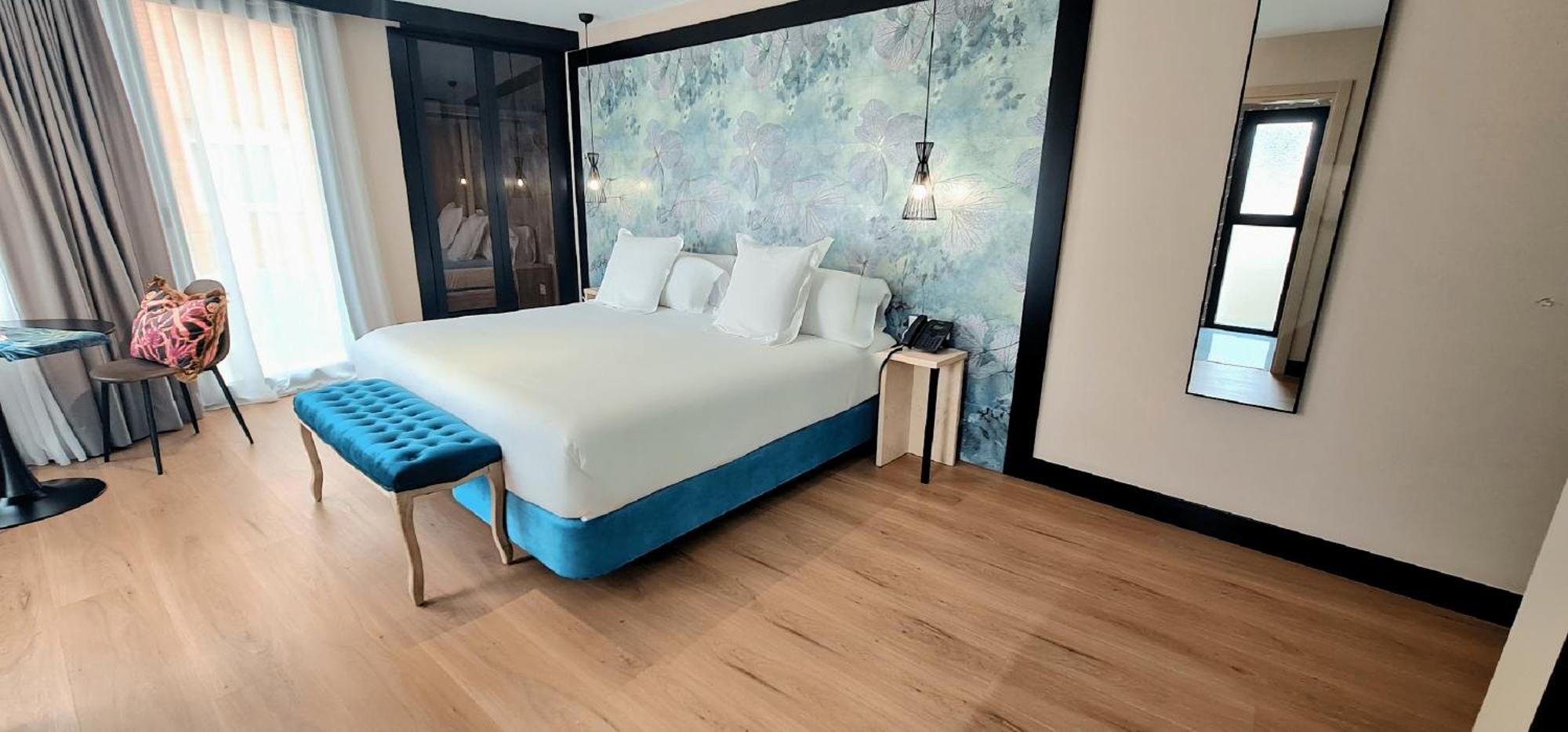 Hotel Suites Moma Centro Villanueva de la Serena Kültér fotó