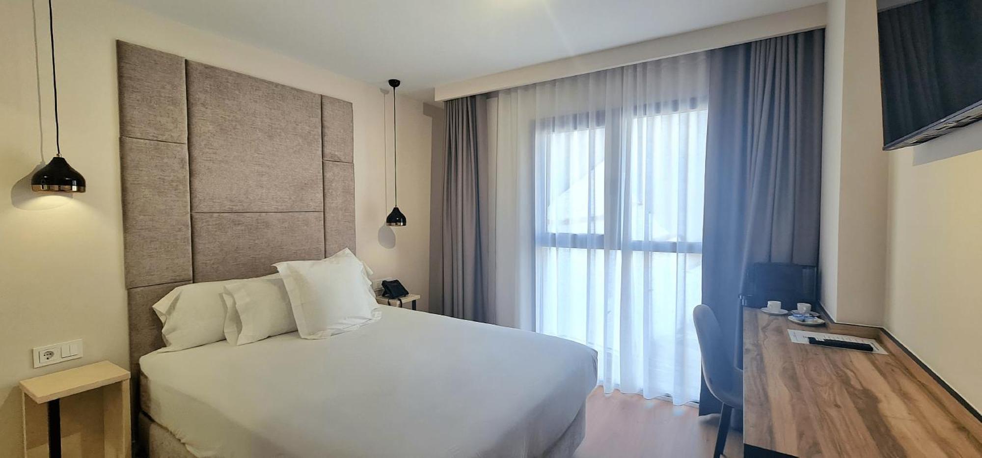 Hotel Suites Moma Centro Villanueva de la Serena Kültér fotó